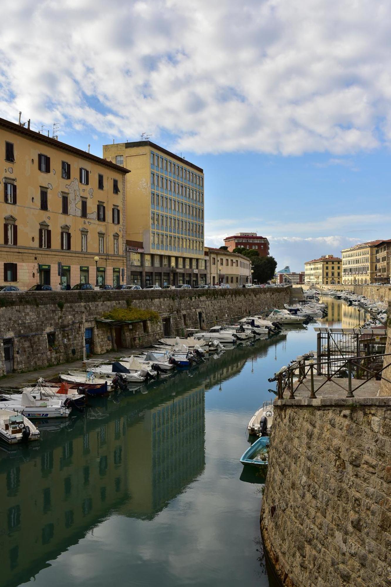 L'Erika In Citta Hotel Livorno Bagian luar foto